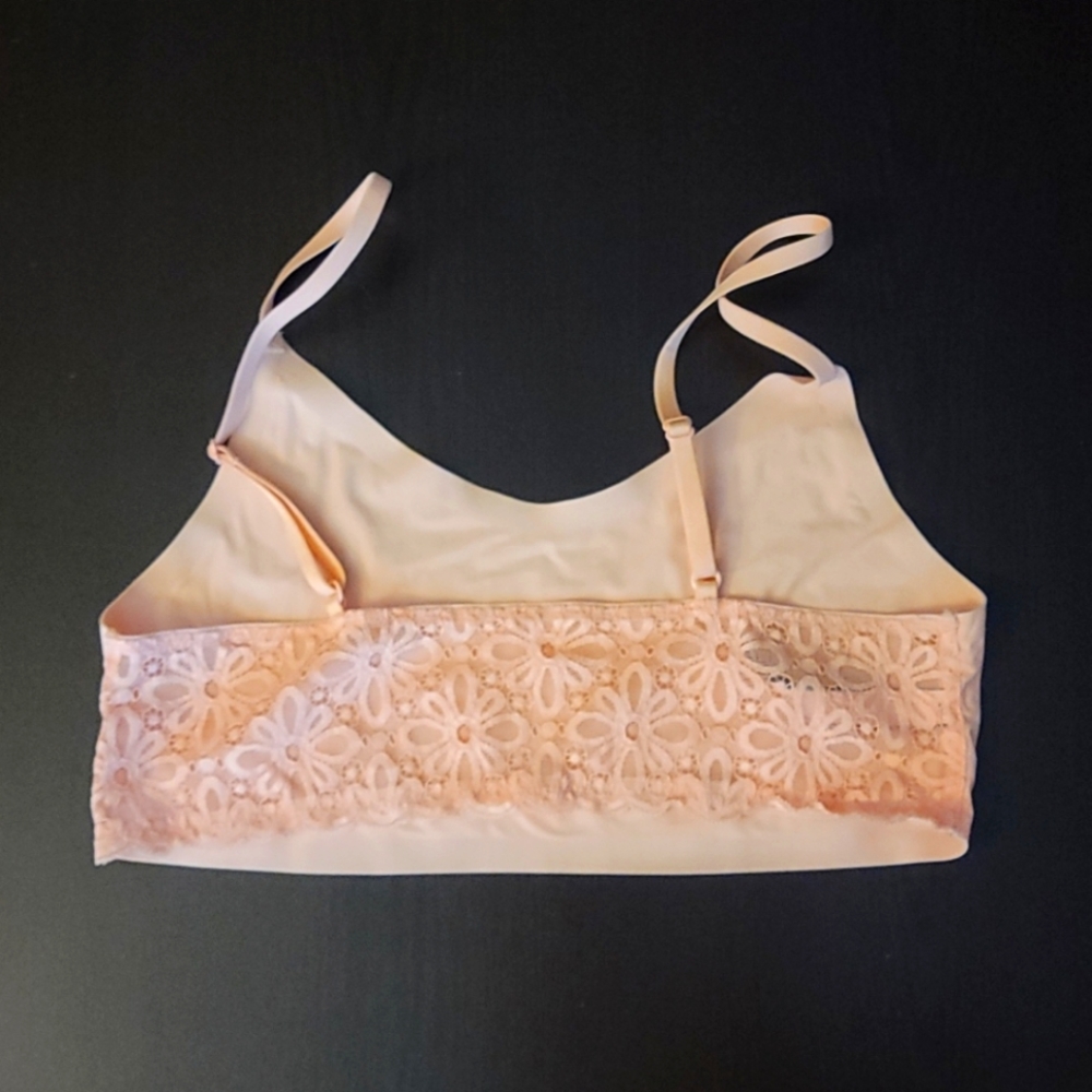 Victoria's secret bra